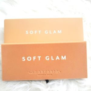 ABH Soft Glam Eyeshadow Palette
